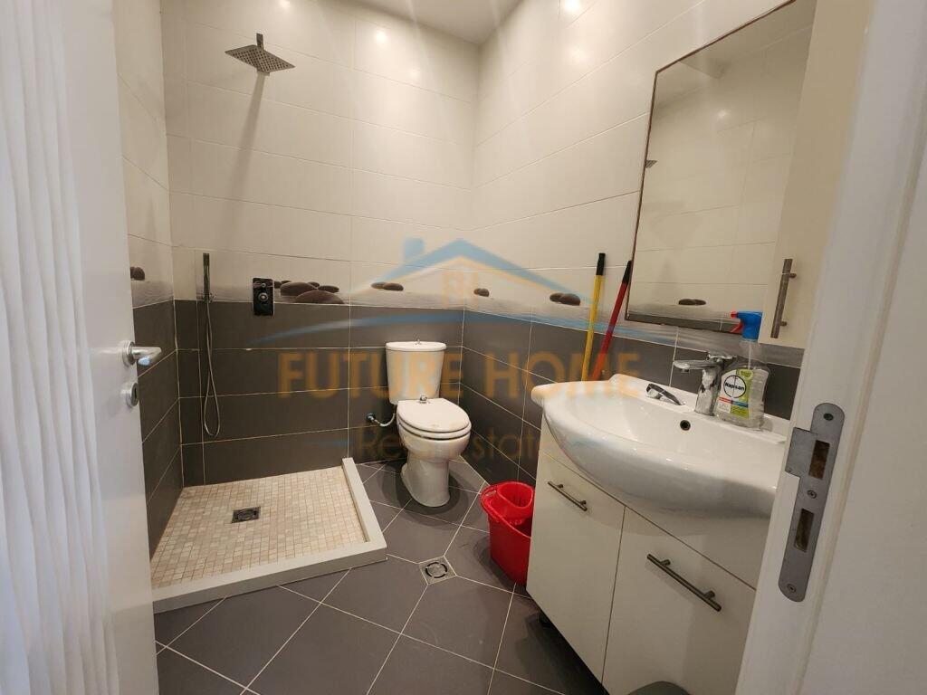 Qera, Apartament 2+1+2, Stacioni i Trenit, Tirane.