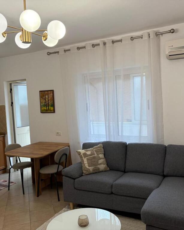 🏡 Apartament 1+1 me Qira te Shkolla e Baletit! 🏡