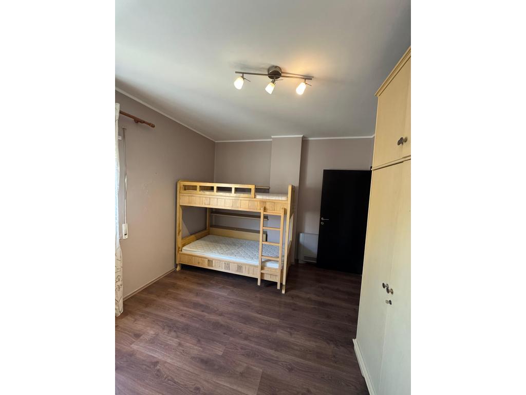 Apartament 3+1+2 tualete për qira pranë "Kodra e Diellit 1"