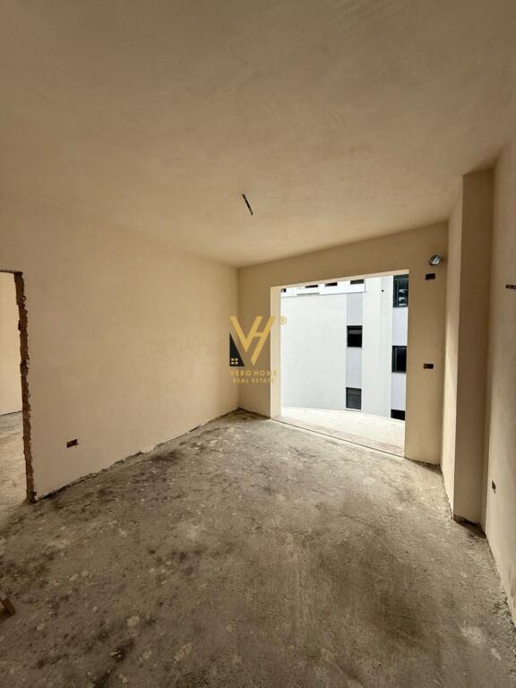 SHITET APARTAMENT 1+1 NE PLAZHIN E DURRSIT