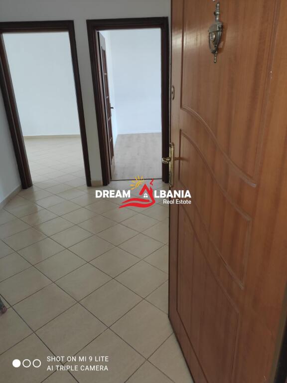 Apartament 1+1 ne shitje, prane Shkolles se Bashkuar (ID 4119423)