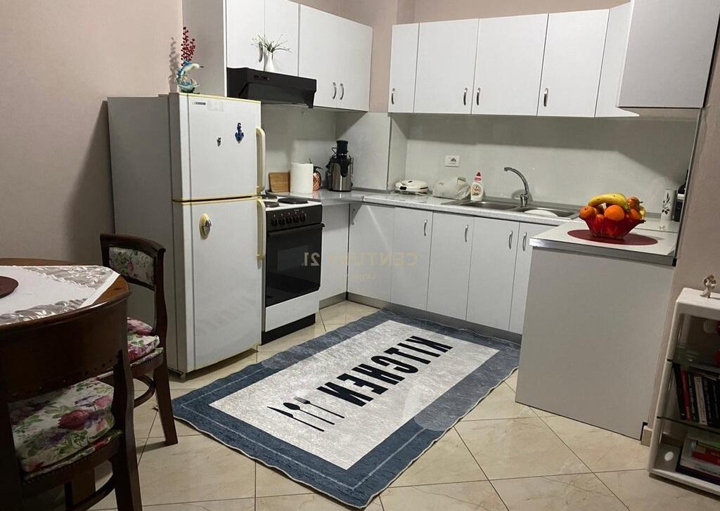 Apartament me qera 1+1 Spitali Amerikan 3, Prane Golden Park