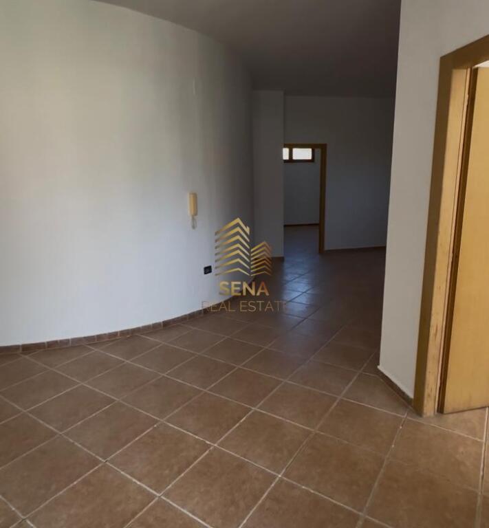 Qira, Apartament, 2+1, Xhamllik