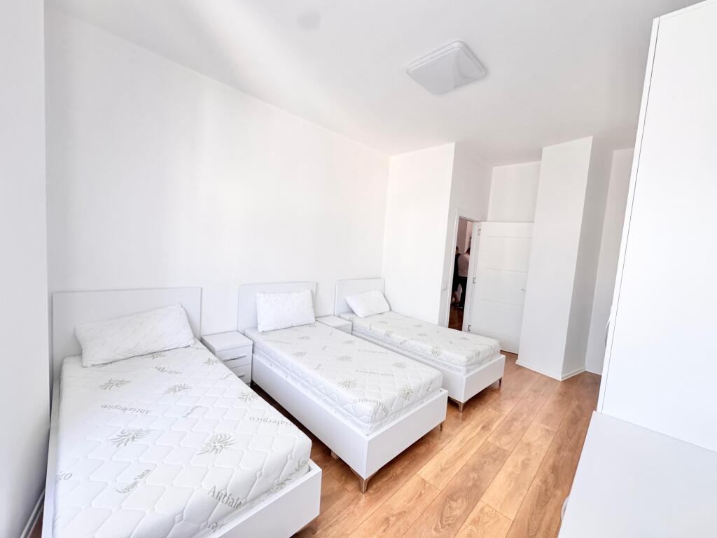APARTAMENT ME QIRA 2+1+POST PARKIMI KINOSTUDIO