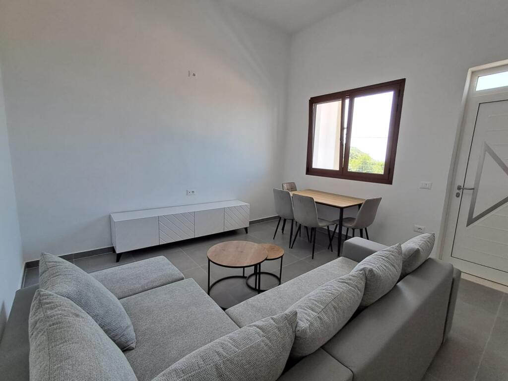 Jepet me qira apartament 1+1 pranë Kodrës së Kuajve, Durrës