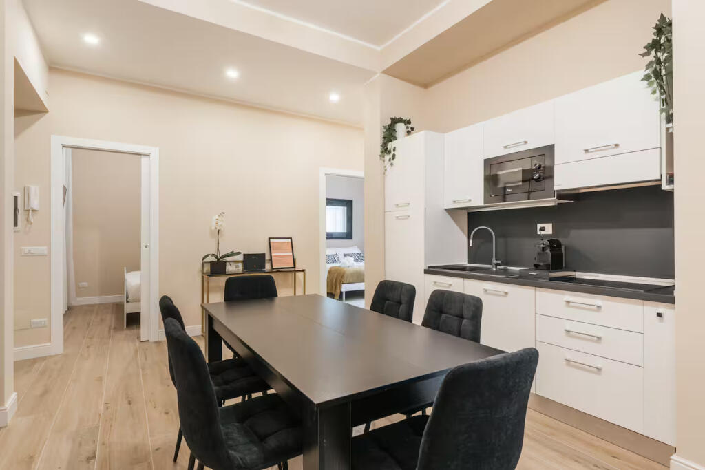 1+1 Apartment for Rent at Materniteti I Ri (ID B2101168) Tirana.