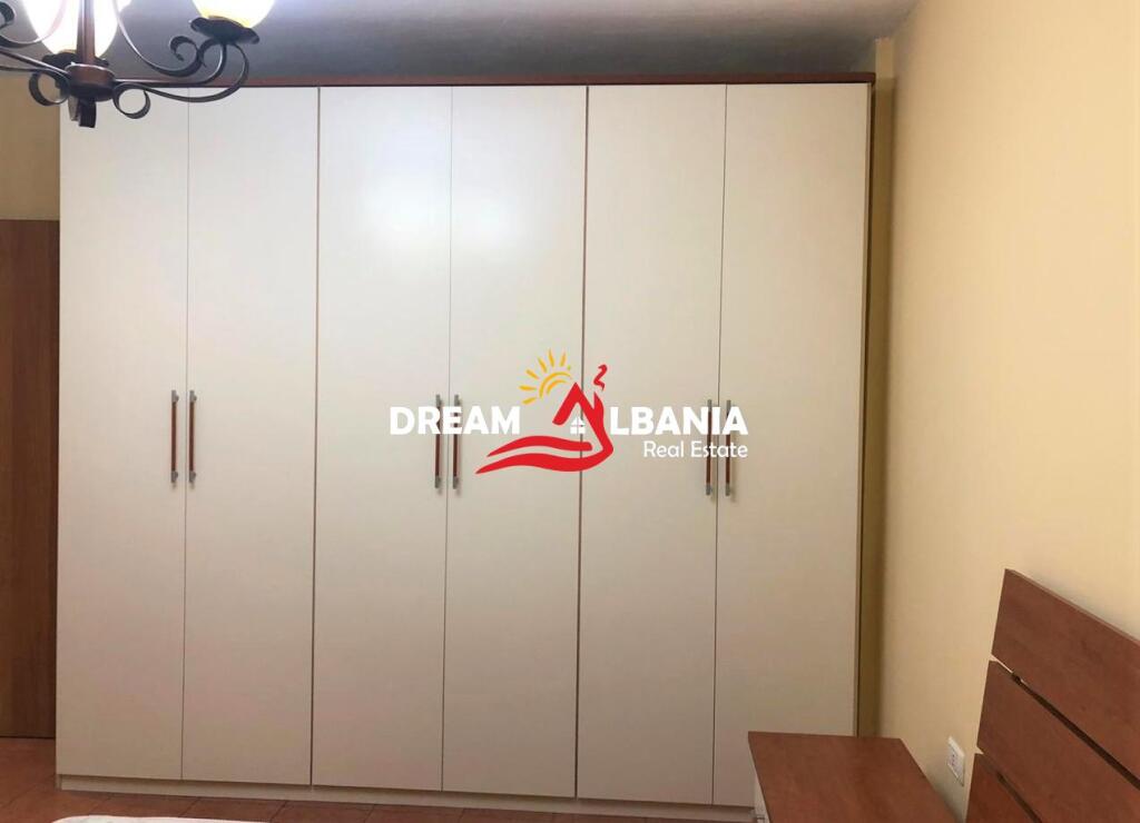 Apartament 1+1 me qira në Rrugën e Kavajës pranë Ish-Parkut të Autobusëve në Tiranë (ID 4211622)
