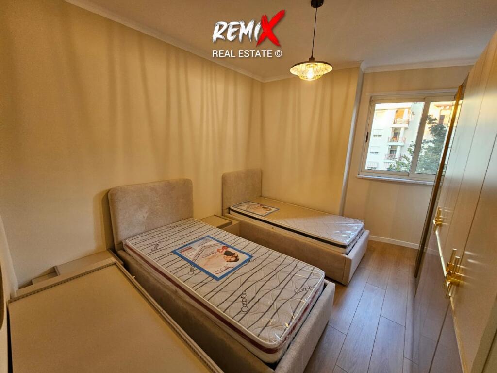 SHITET SUPER APARTAMENT 2+1+2 NE PLAZHIN GOLEMIT