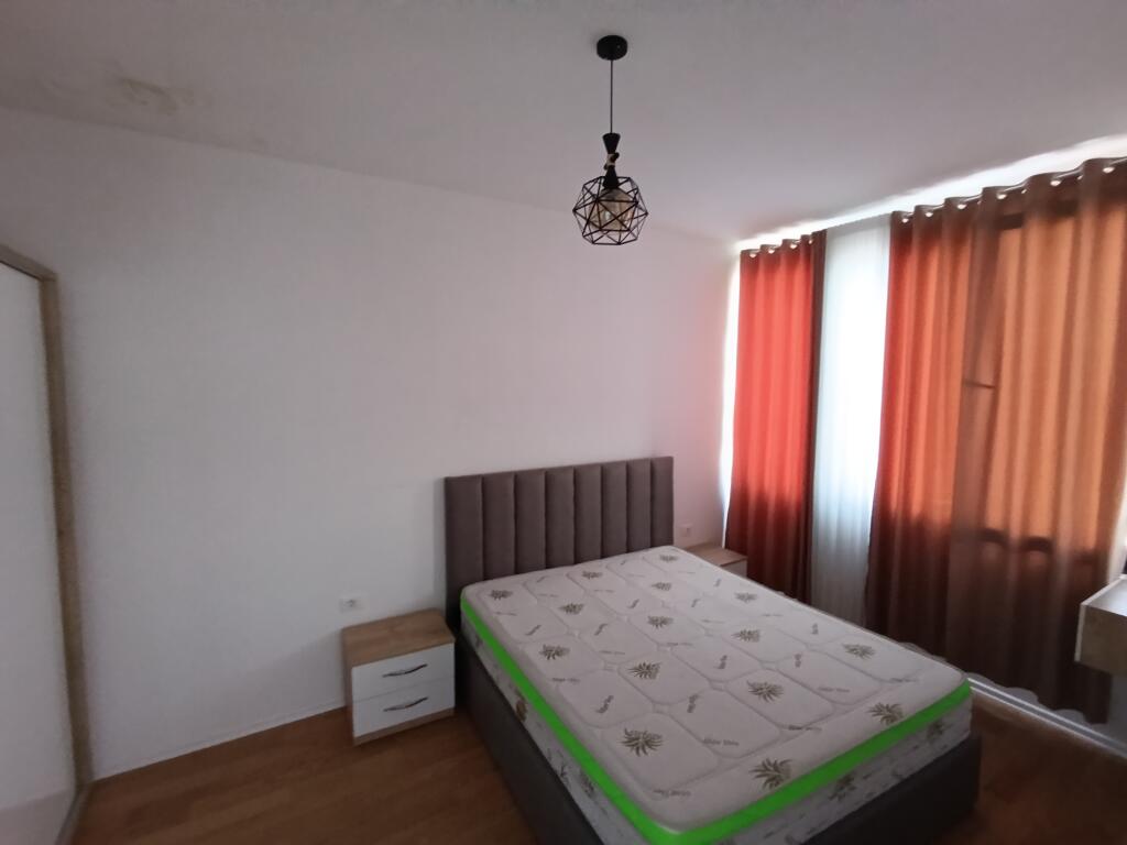 Apartament 2+1 për qira, Kristal Center