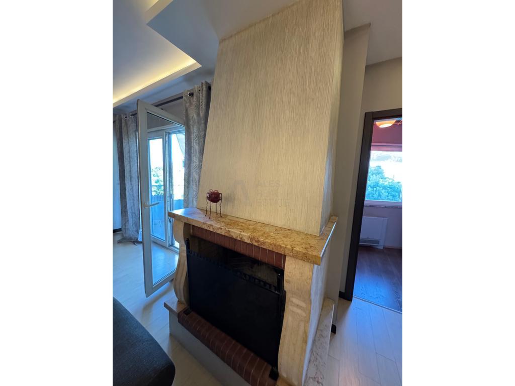 Apartament 3+1+2 tualete për qira pranë "Kodra e Diellit 1"