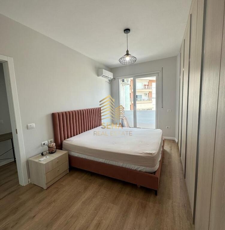 Shitet, Apartament 2+1+2+2blk, i diskutueshëm