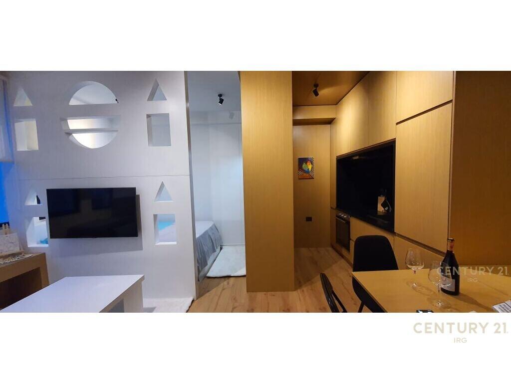 STUDIO FOR RENT AT 21 DECEMBER