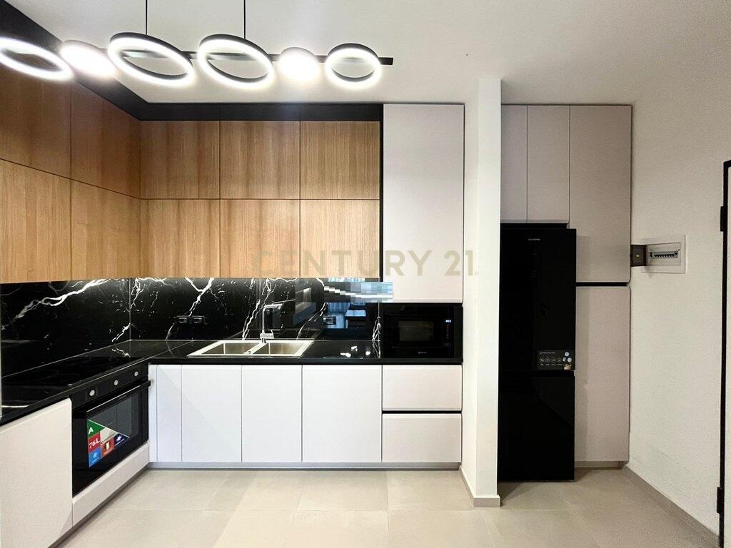 For rent Apartment 1+1 in Myslym Shyr!