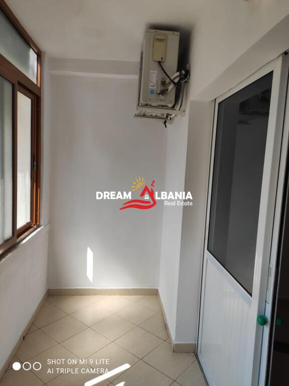 Apartament 1+1 ne shitje, prane Shkolles se Bashkuar (ID 4119423)