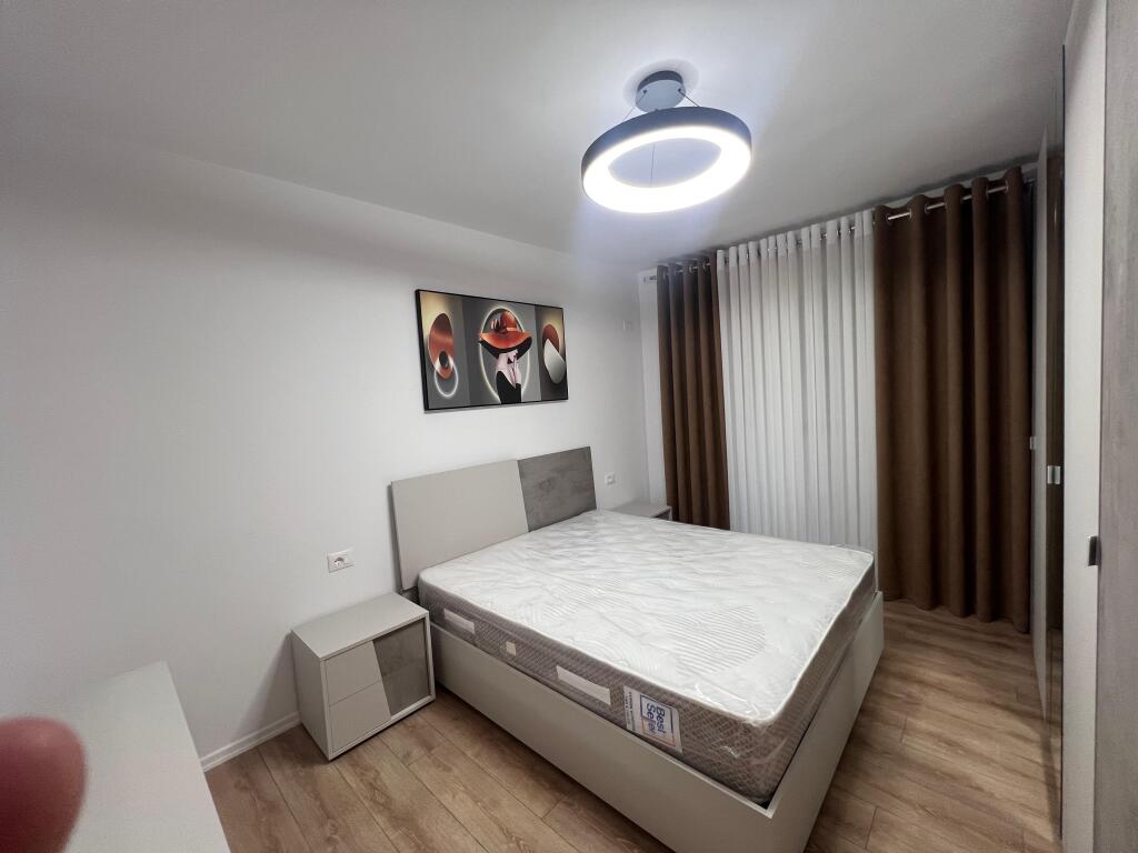 Shitet, Apartament 1+1, Medreseja
