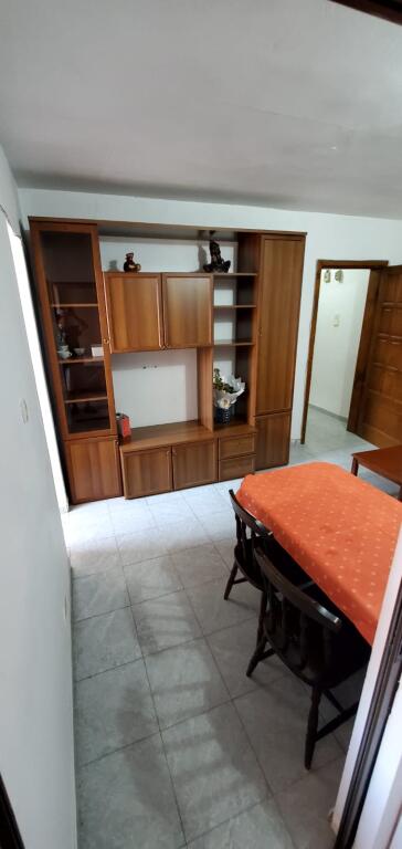 apartament me qira tek Selvia
