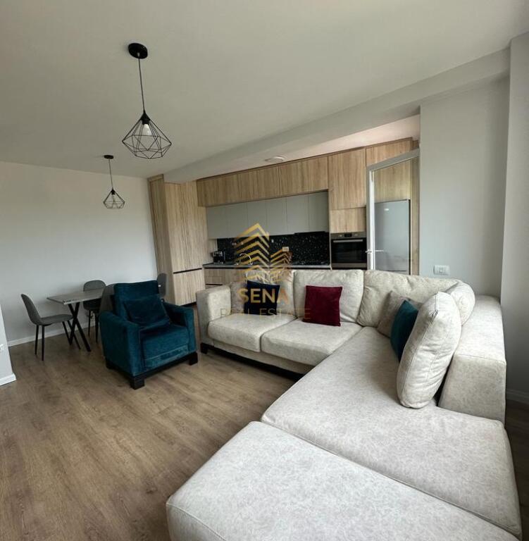 Shitet, Apartament 2+1+2+2blk, i diskutueshëm