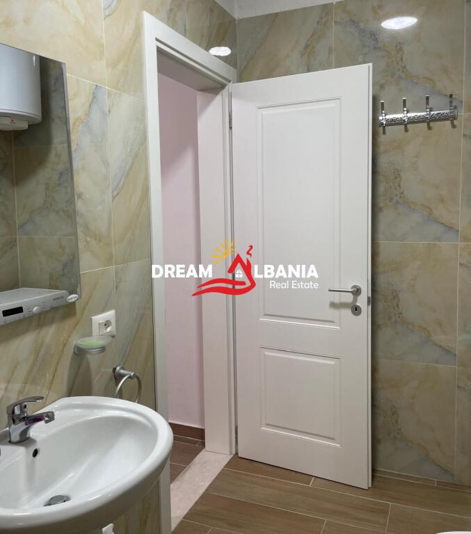 Apartament 1+1 me qera me garazh të përfshirë, në Selvia pranë Observatorit (ID 42111003)
