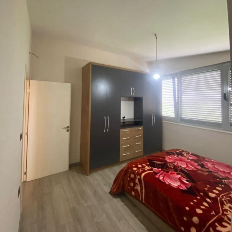 Apartament 1+1 me qira tek Fusha e Aviacionit