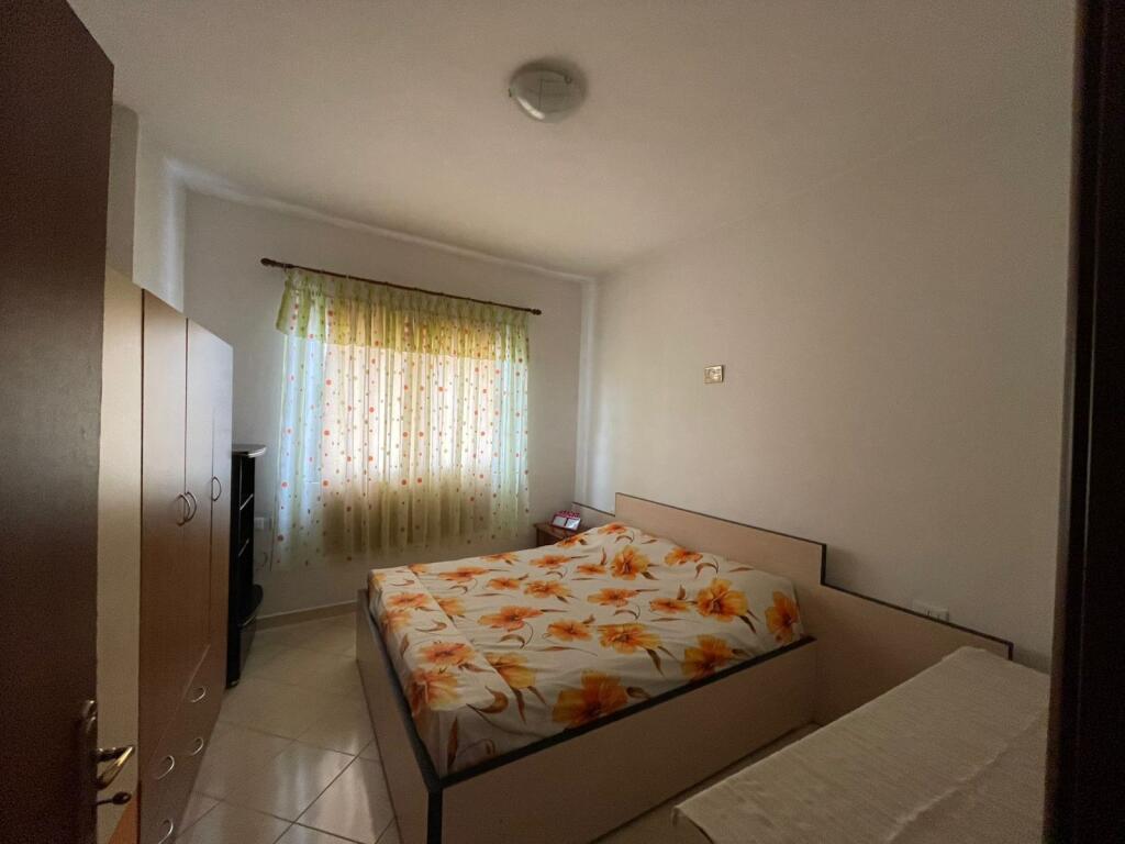 Apartament 2+1 për qira, mbrapa bar Oslo Astir