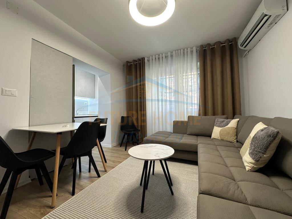 Shitet Apartament 1+1, Rruga e Dibres