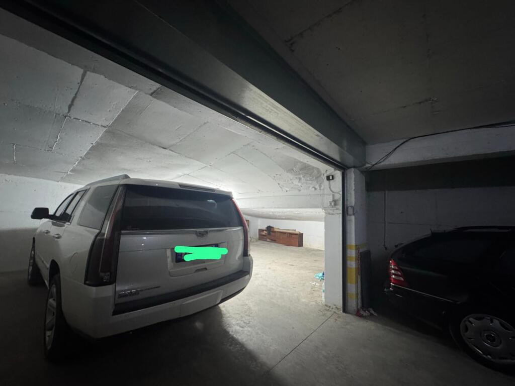 Garage for sale, Kika Complex, Paris Commune
