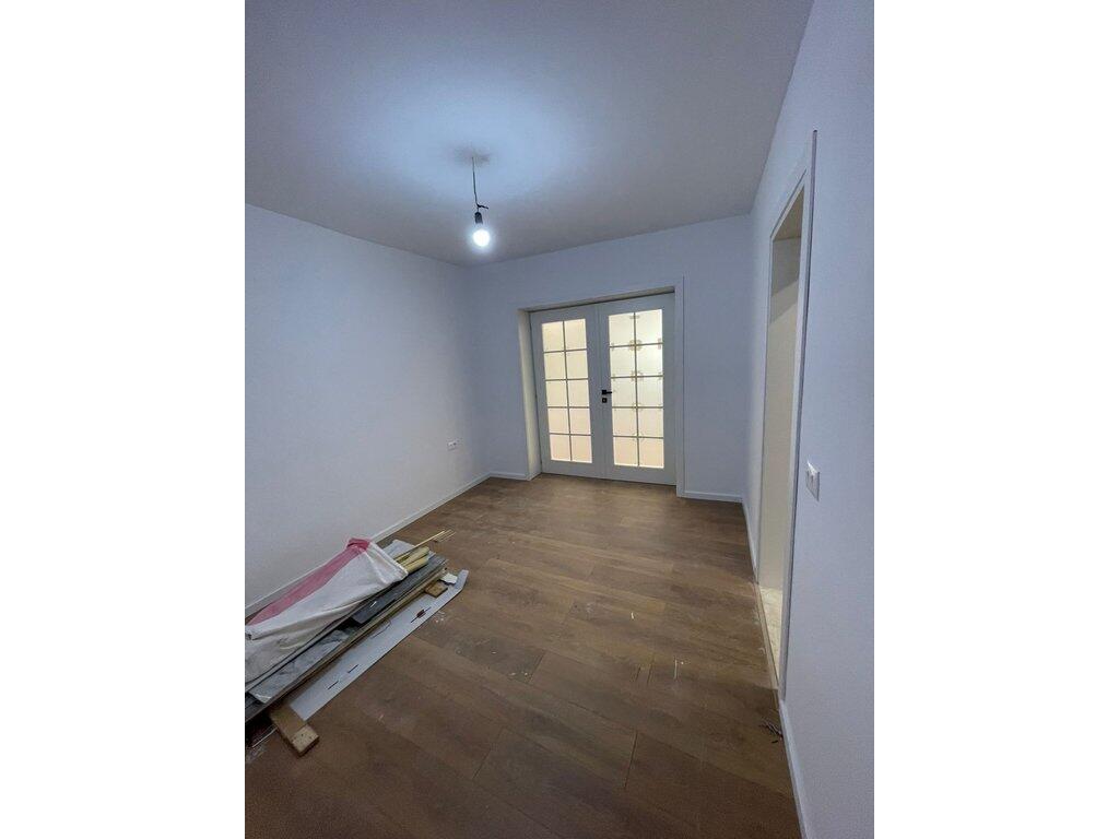 Shitet Apartament 1+1, Rruga e Elbasanit