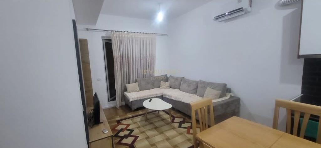 Apartament 2+2 me Qira në Ali Demi, Tek kompleksi Kaimi