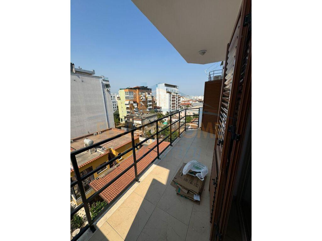 Rent, Apartment 2+1, December 21, Tirana.