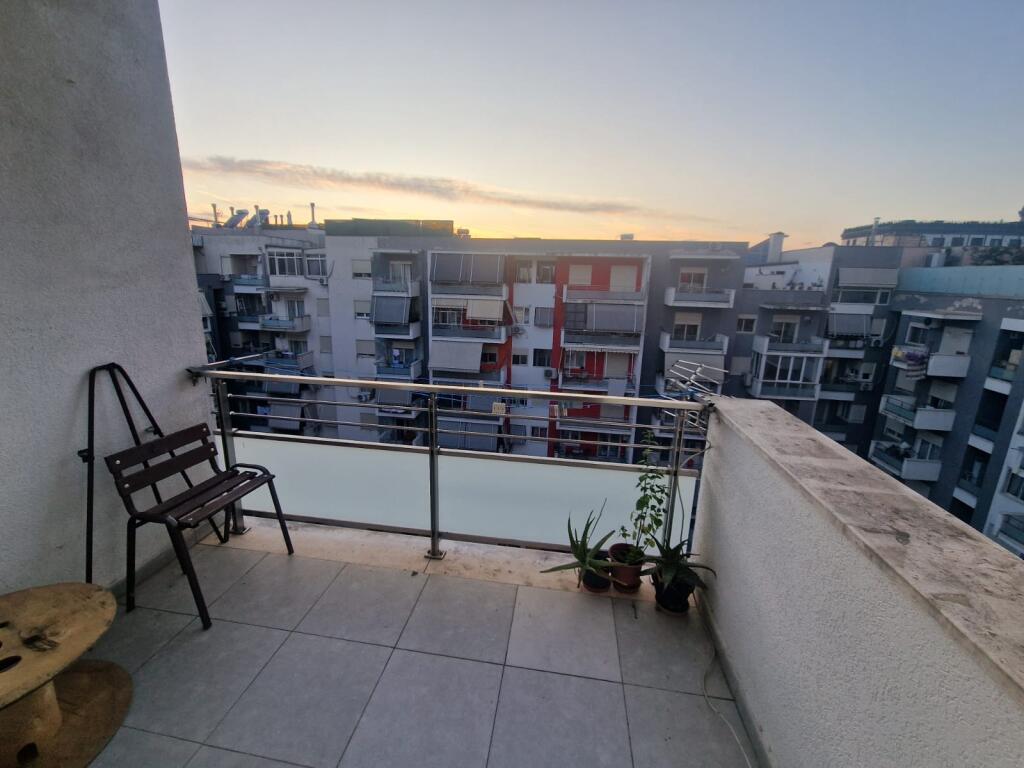 Shitet apartament 1+1 te Kompleksi i ri Golden Park