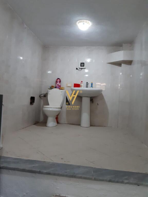 NEGOZIO DI 35 M2 IN AFFITTO IN VIA BOGDANEVE