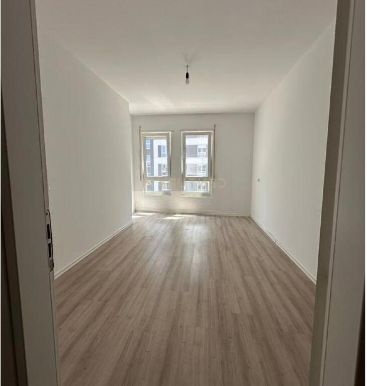 APPARTAMENTO IN VENDITA 2+1, VIA 5 MAJI