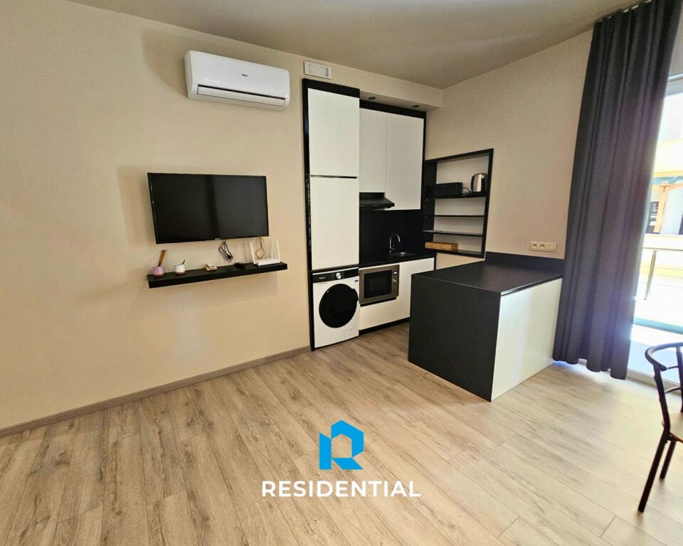 Tek Liqeni I Thate Jepet Me Qira Apartament 1+1 I Mobiluar!