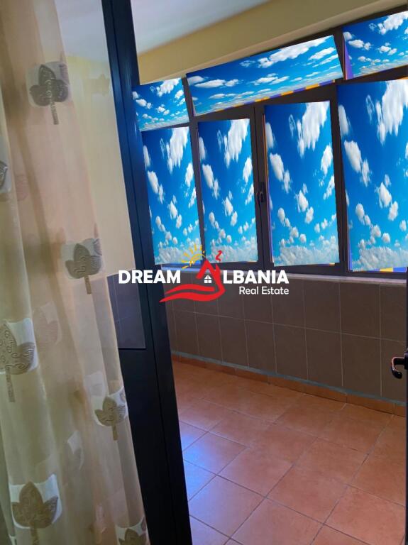 Apartament 1+1 me qira në Rrugën e Kavajës pranë Ish-Parkut të Autobusëve në Tiranë (ID 4211622)