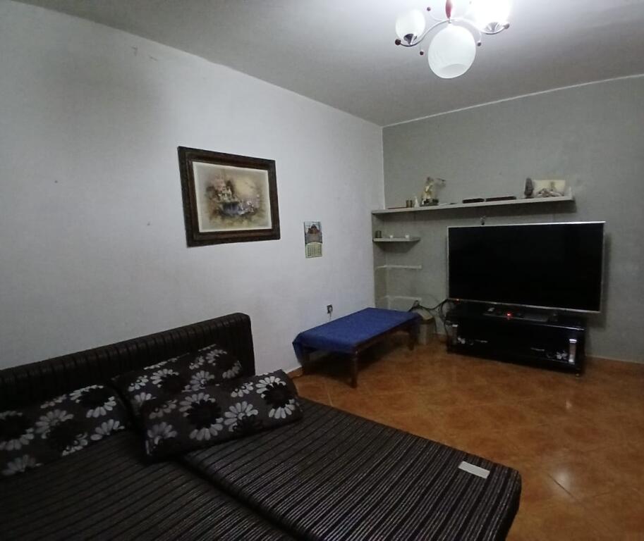 In Affitto Appartamento 2+1+1 Balcone