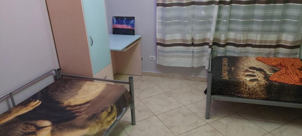 Apartament me qera 3+1 tek Rruga Kavajes (ID B230162) Tirane.