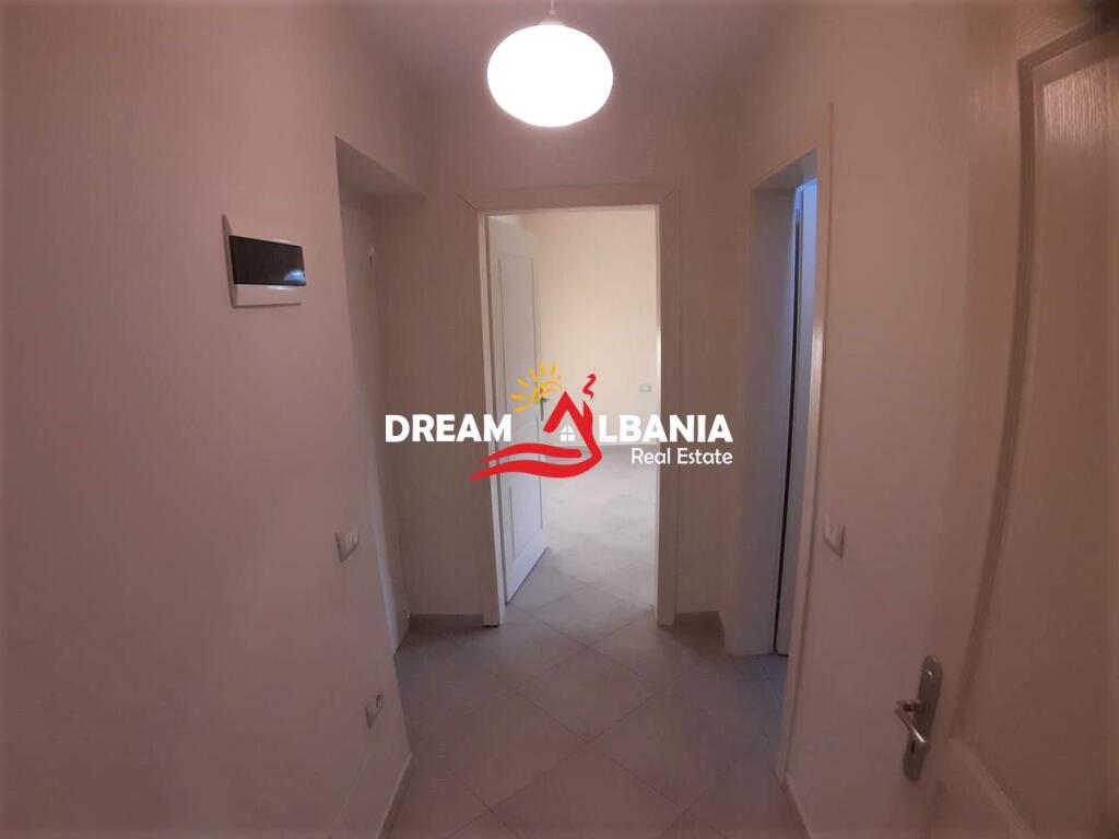 Appartamenti 1+1 in affitto in Via Fortuzi, vicino al Ministero della Giustizia a Tirana (ID 4219249)