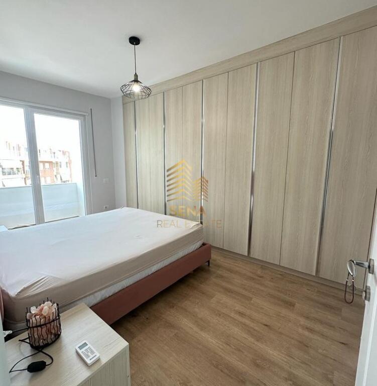 Shitet, Apartament 2+1+2+2blk, i diskutueshëm