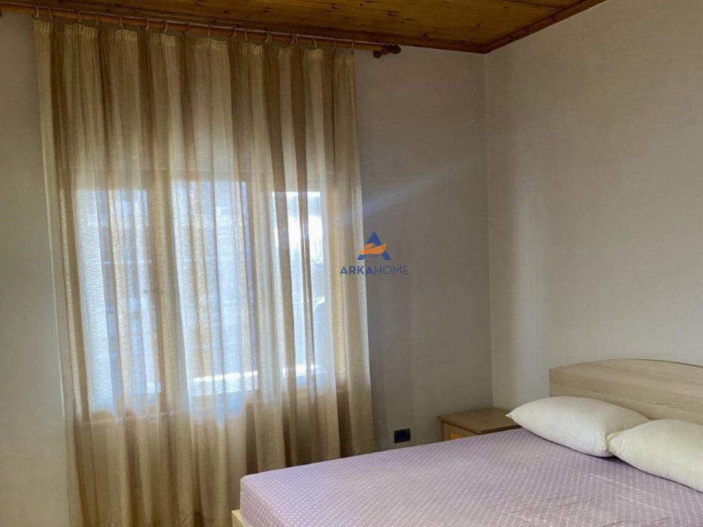 JEPET APARTAMENT ME QERA 2+1+2 BALLKONE "PRANE ZOJËS SE KËSHILLIT TË MIRË"