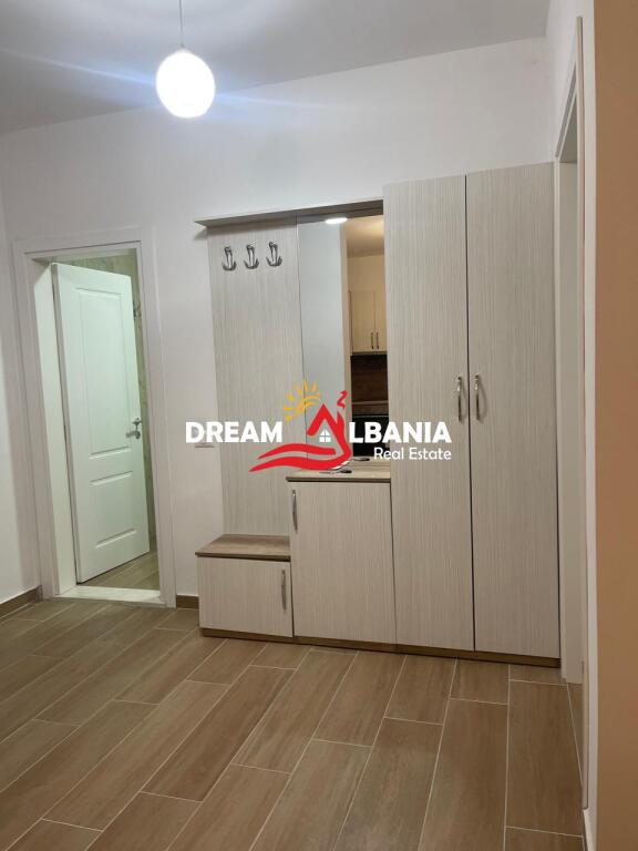 Apartament 1+1 me qera me garazh të përfshirë, në Selvia pranë Observatorit (ID 42111003)