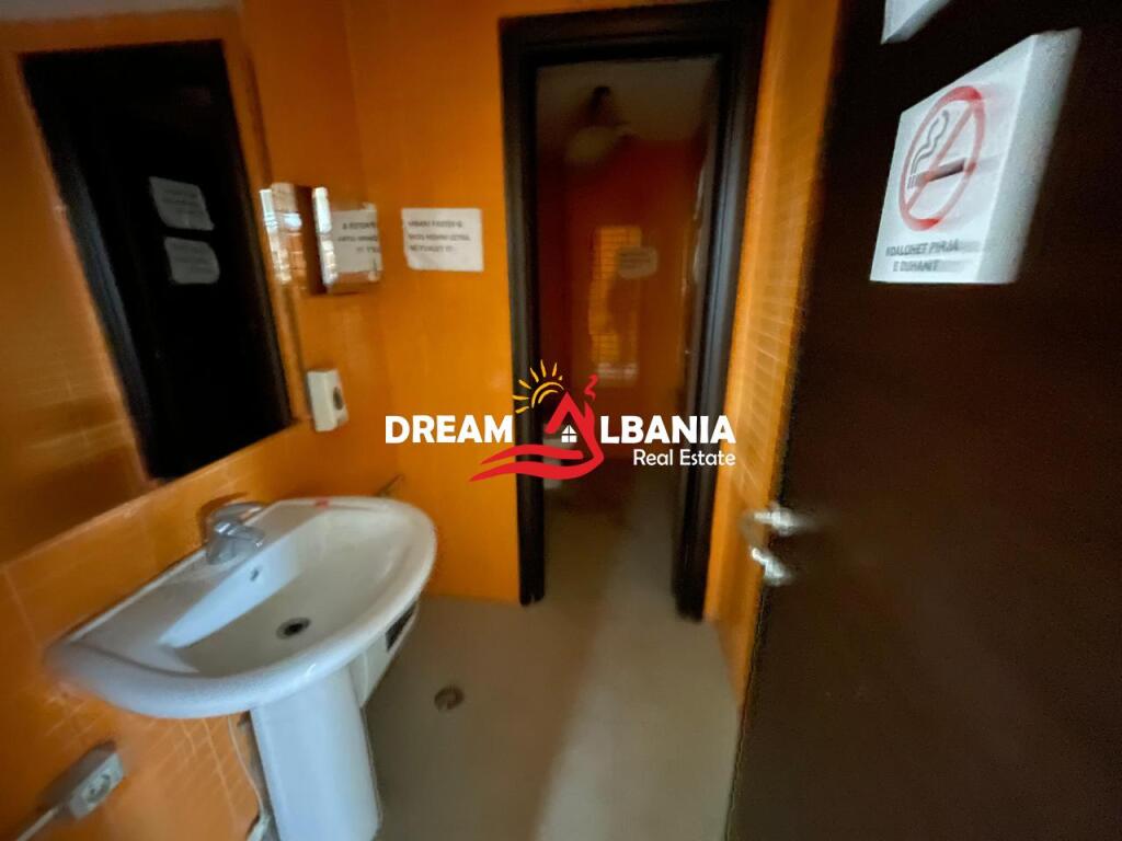 Spazio commerciale in affitto vicino allo Stadio Dinamo (ID 4271970)