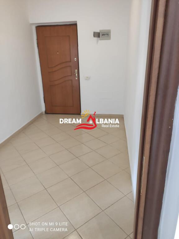 Apartament 1+1 ne shitje, prane Shkolles se Bashkuar (ID 4119423)
