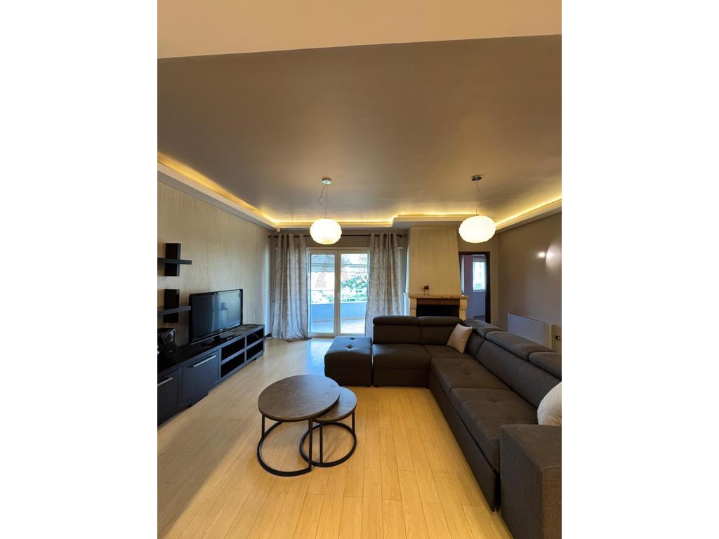 Apartament 3+1+2 tualete për qira pranë "Kodra e Diellit 1"