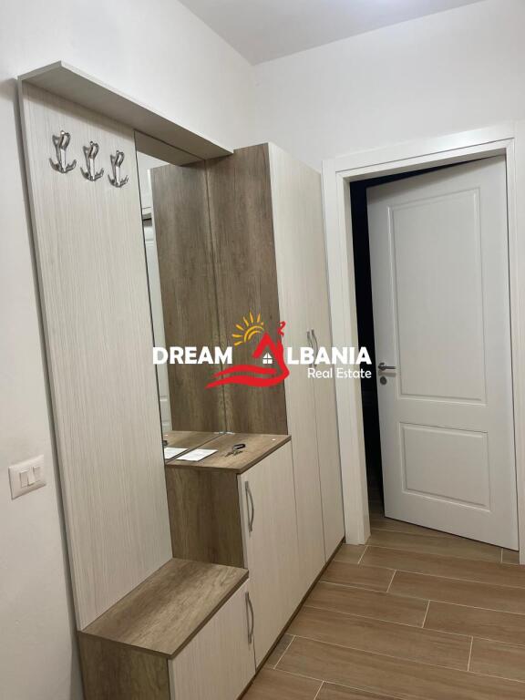 Apartament 1+1 me qera me garazh të përfshirë, në Selvia pranë Observatorit (ID 42111003)