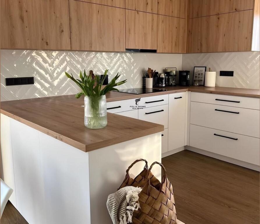 APARTMENT FOR RENT 1+1 DIBRA STREET