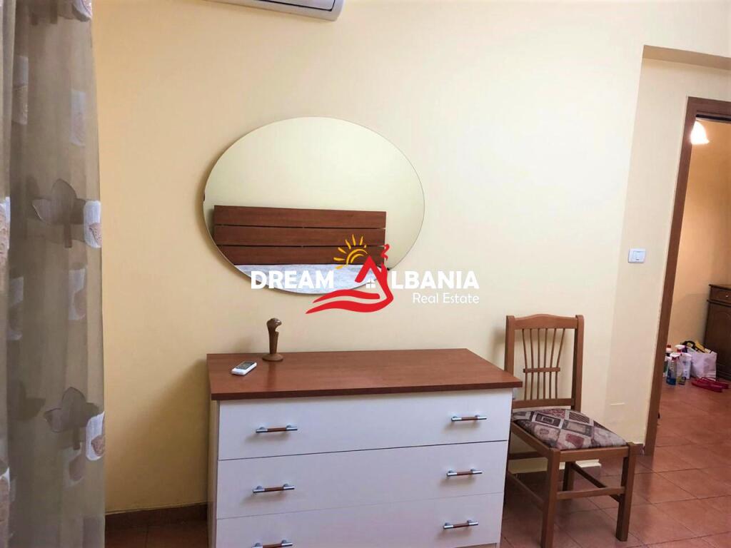 Apartament 1+1 me qira në Rrugën e Kavajës pranë Ish-Parkut të Autobusëve në Tiranë (ID 4211622)