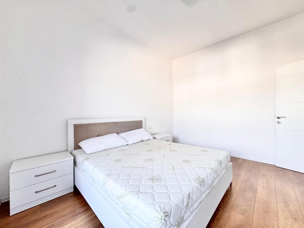 APARTAMENT ME QIRA 2+1+POST PARKIMI KINOSTUDIO