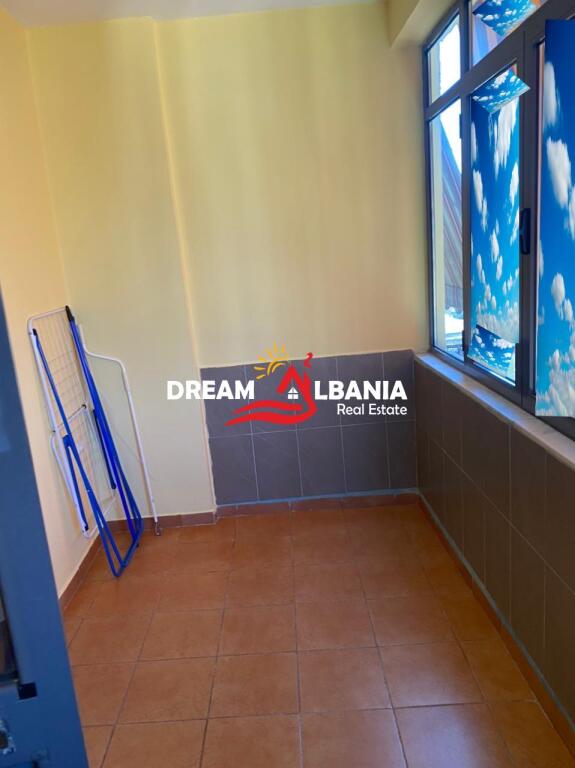 Apartament 1+1 me qira në Rrugën e Kavajës pranë Ish-Parkut të Autobusëve në Tiranë (ID 4211622)