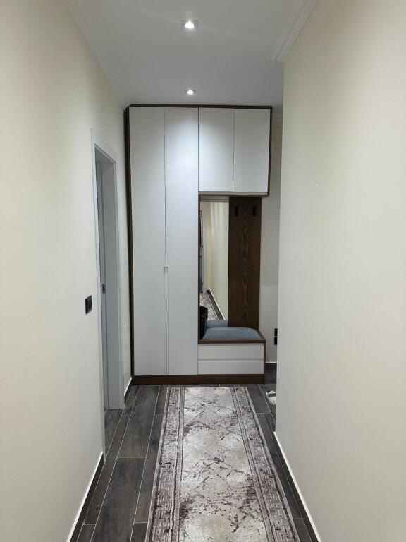 Shitet Apartament 2+1 BRYLI