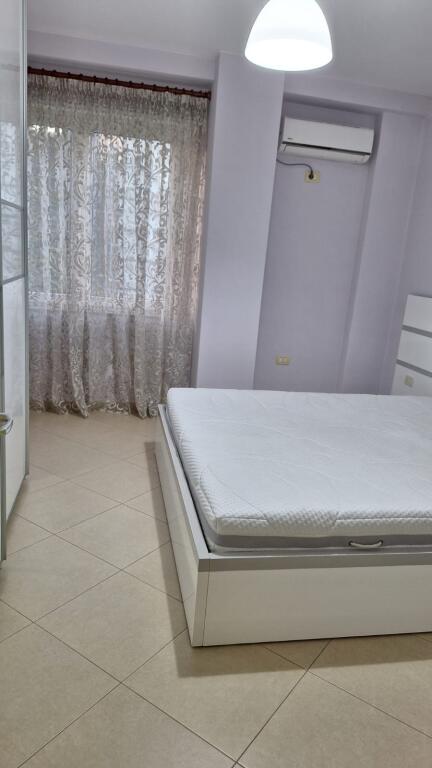Me Qera: 2+1+2wc 📍Stacioni i Trenit - Gener 2 || Kt.3 || Ndërtuar në 2015 - S.110m²